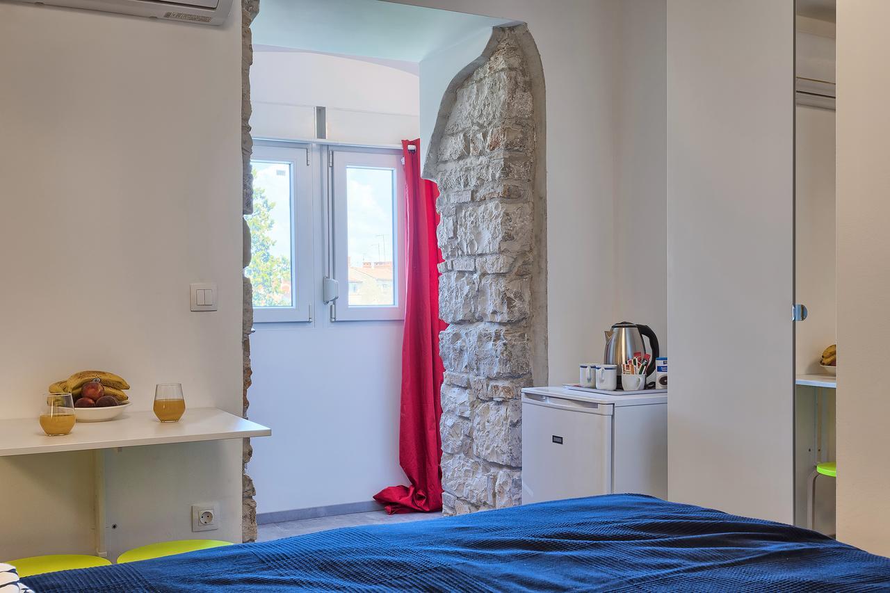 Luxury Flats In City Centre Пула Екстериор снимка